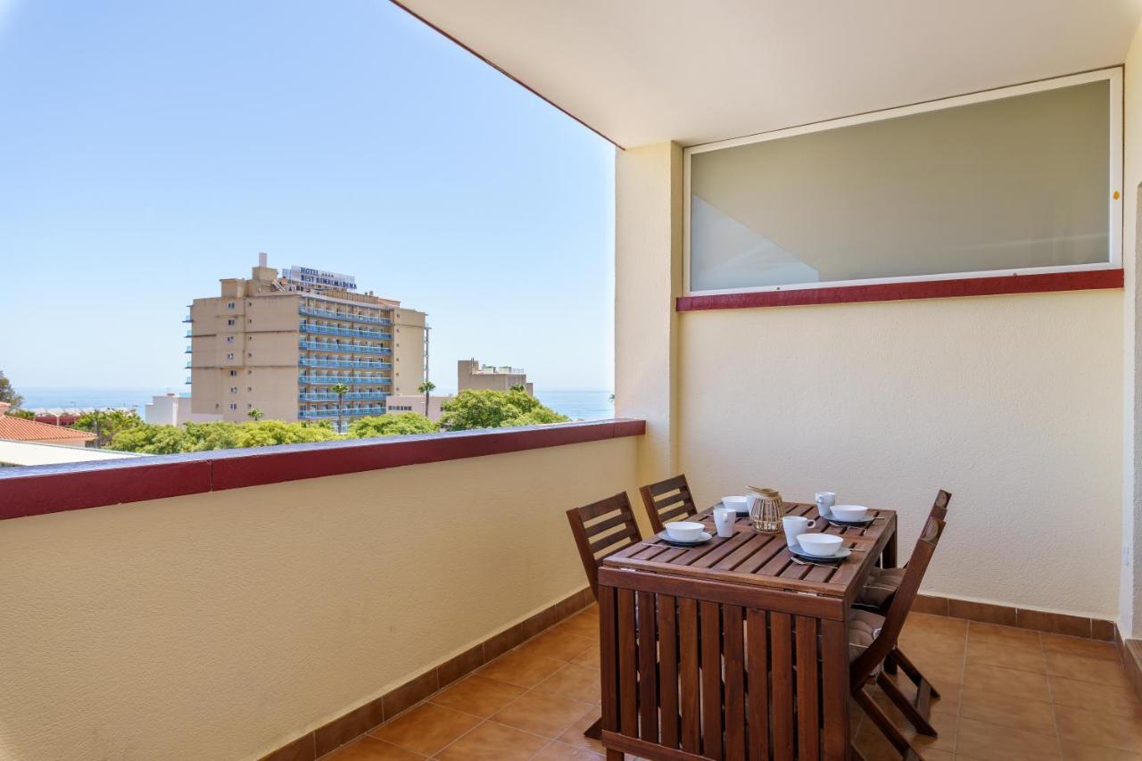 בנאלמדנה Chic Beachfront Flat With Amazing Sea Views And Private Indoor Parking מראה חיצוני תמונה